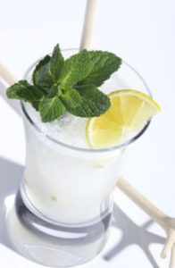 cocktail-green-swizzle