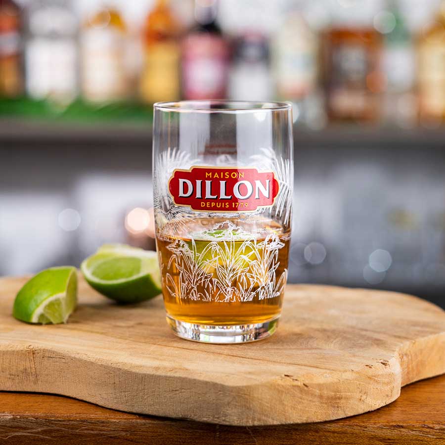 Dillon verre ti punch