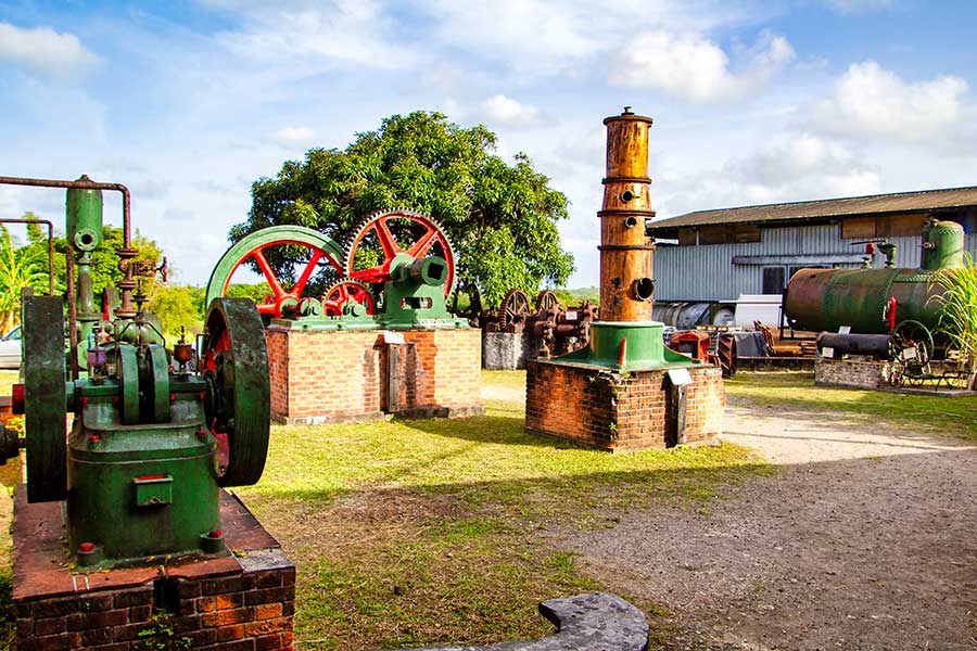 Musée à ciel ouvert chez Bielle à Marie-Galante