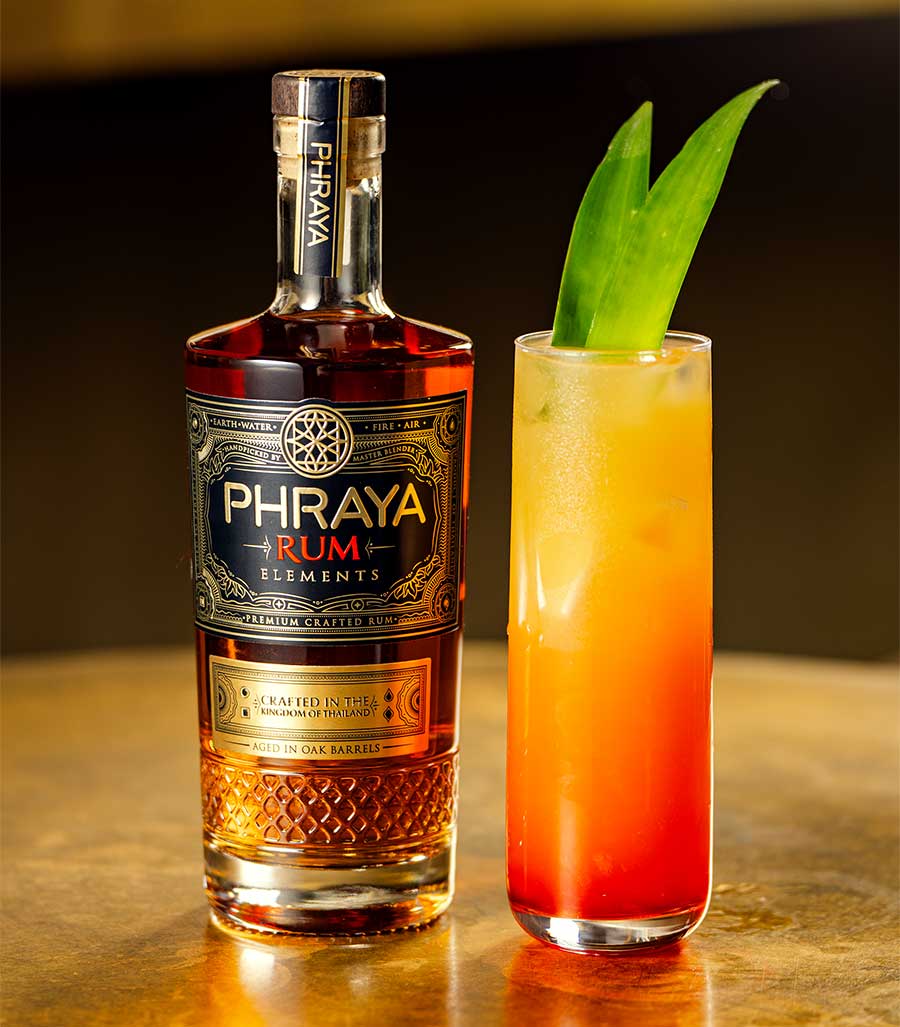 Phraya cocktail Thai Sunset
